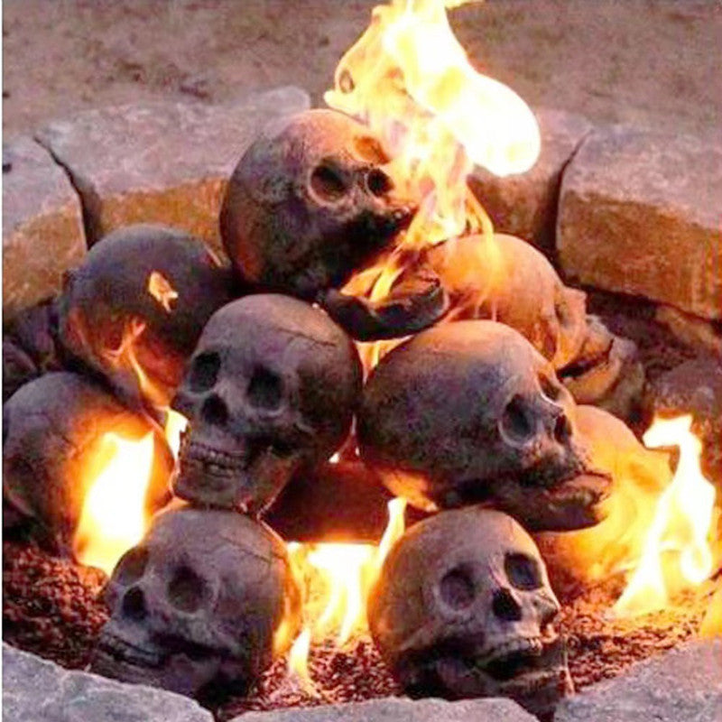Skull BBQ Fire Ornament – American Style Resin Decoration for Halloween 4