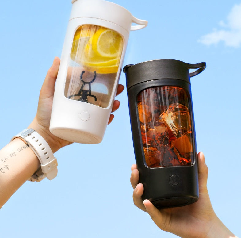 Portable Blender with 650ml Capacity β Automatic Mixing Smoothie Blender for On-the-Go Use 3