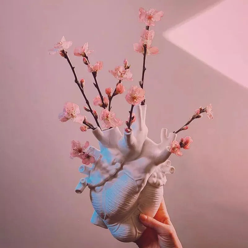 HEART- White Resin Decorative Vase