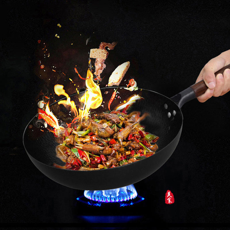 Handmade Iron Wok Pan with Wooden Handle β High-Temperature Resistant Cooking Essential for Healthy Meals 6