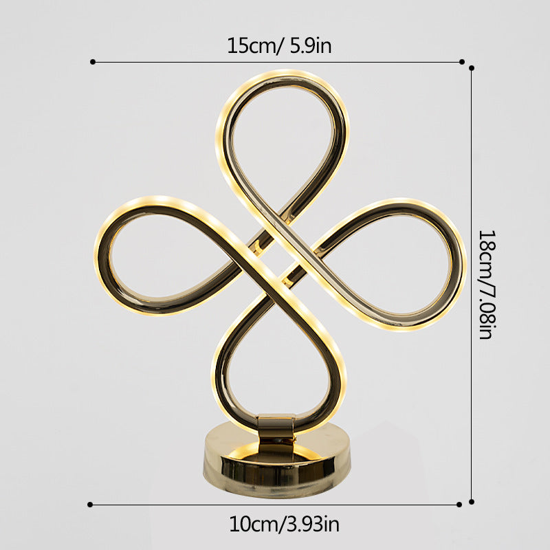 CLOVER - Minimalist Table Lamp